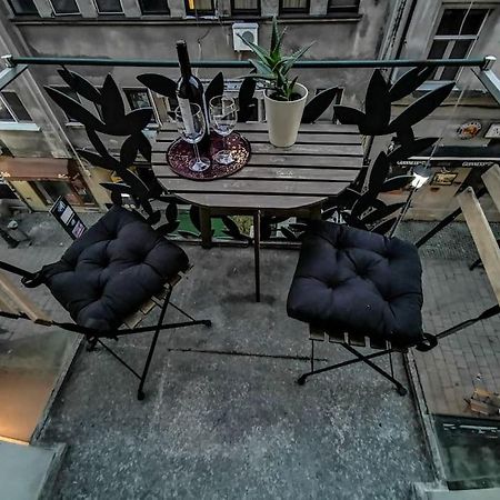 Central Double Studio With Amazing View بوخارست المظهر الخارجي الصورة